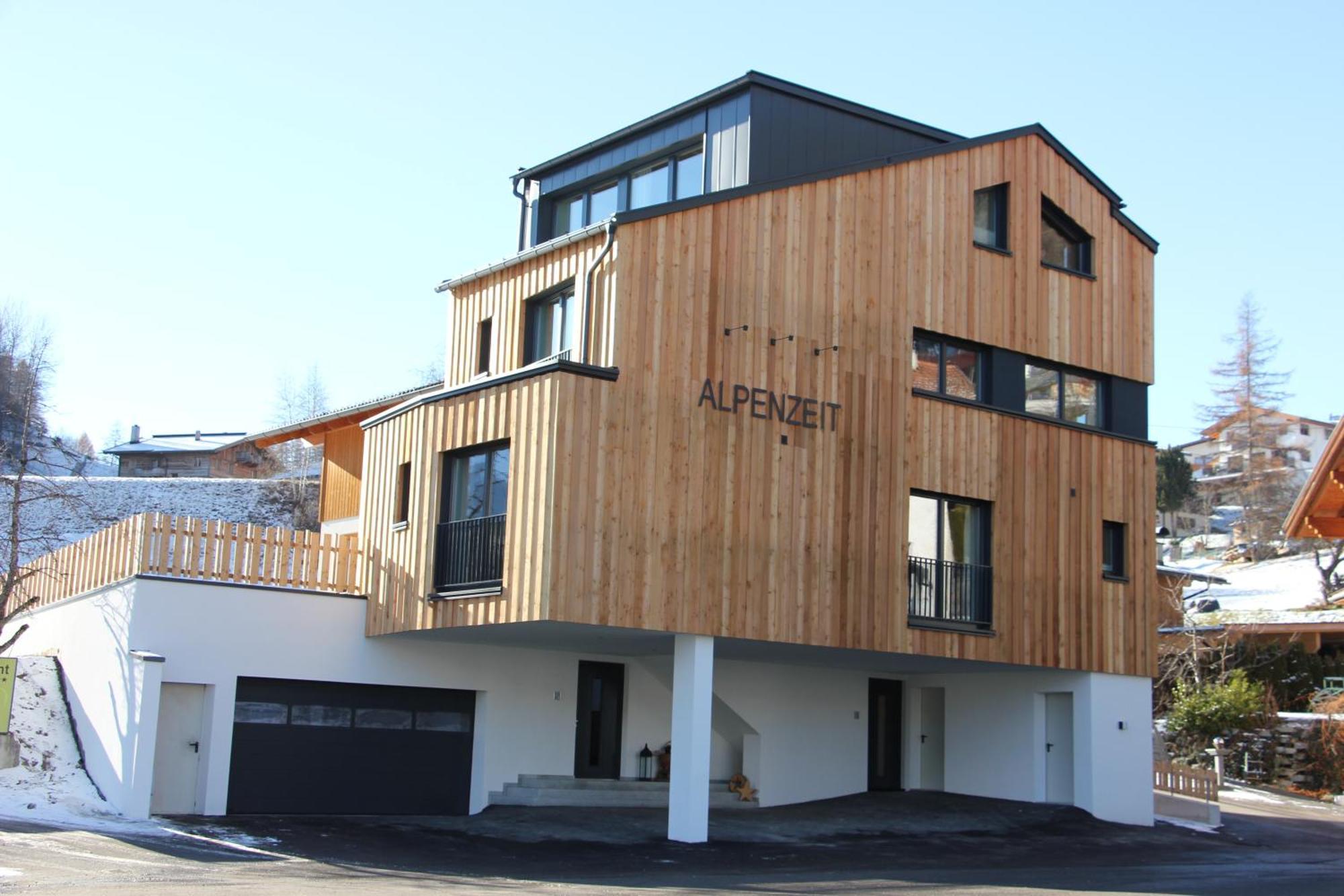 Alpenzeit Villa Ladis Exterior photo